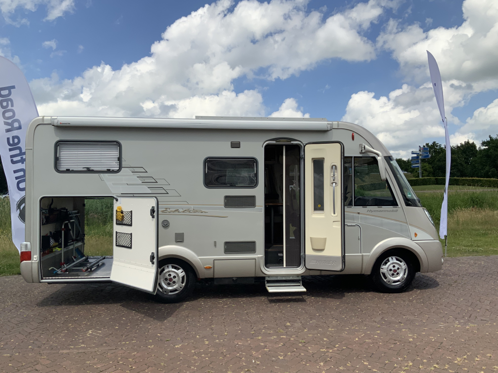 Hymer B 514 SL Star-Edition, AUTOMAAT, Integraal, Motor-airco, Luchtvering, Alko-Max-chassis, Dwarsbed & hefbed Marum Camper centrum on the road  foto: 2