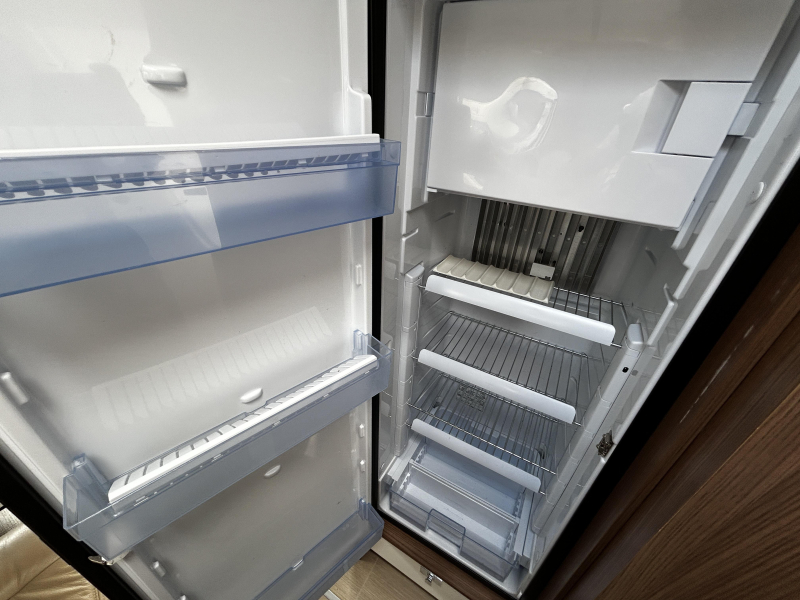 Bürstner Elegance 695 G Queensbed/Automaat/2016!  foto: 18