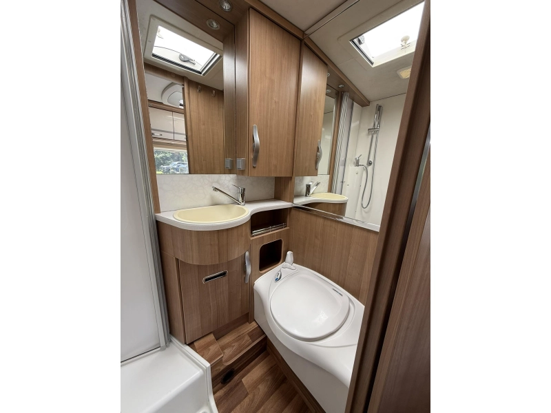 Hymer Tramp 578 T Camas individuales foto: 16