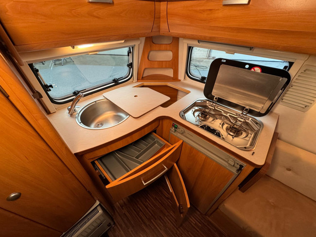 Eriba Touring Puck L 230 GT Legend foto: 12