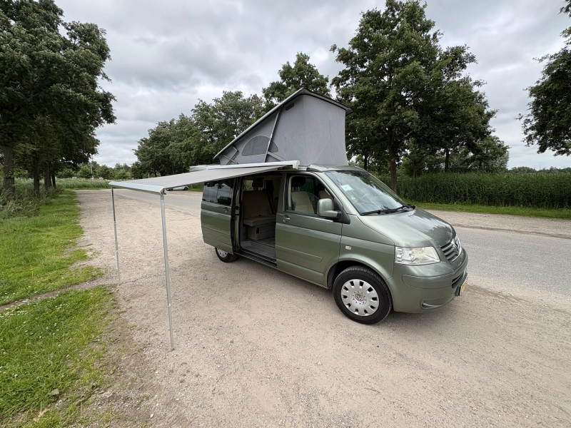 Volkswagen T5 California  foto: 8