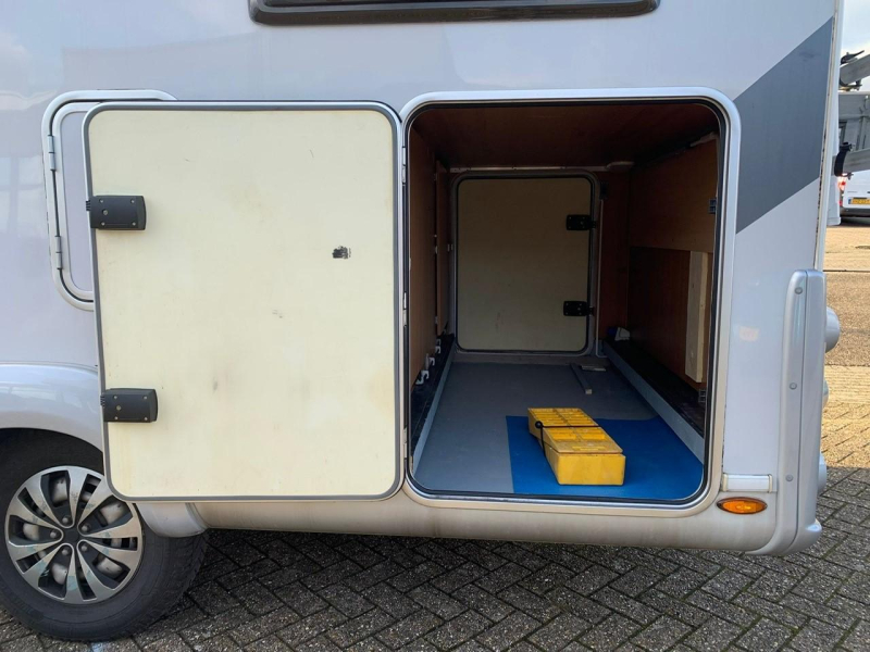 LMC Liberty TI 654 G Einzelbetten, L&ouml;we, Luft Foto: 13