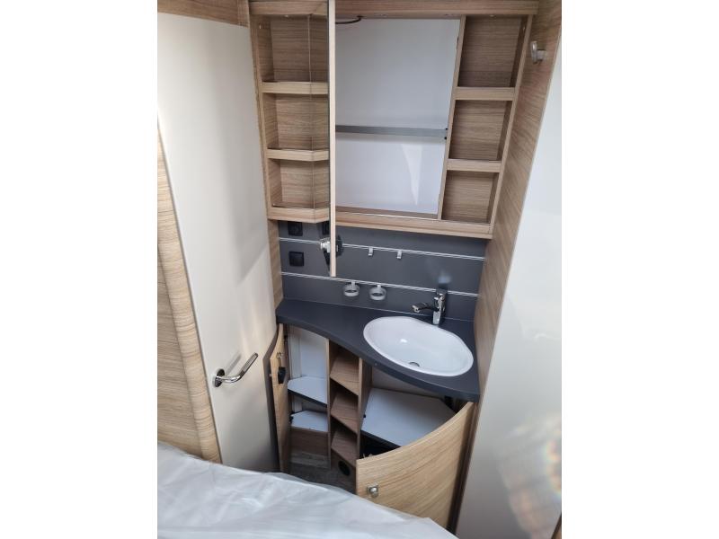 Fendt Bianco Activ 445 SFB 1700 kg - Truma Combi 4e  foto: 15