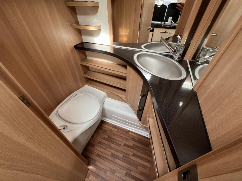 LMC Passion 470 E Mover Unico Verona Foto: 11