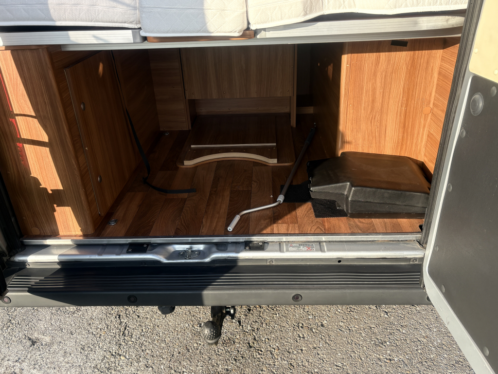 Globecar Campscout, Enkele bedden 3.0 Turbo 156pk AUTOMAAT foto: 20