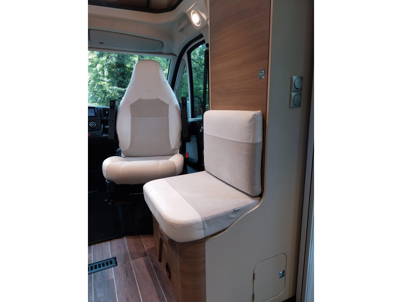 Adria Compact SL longitud 660 con solar! foto: 5