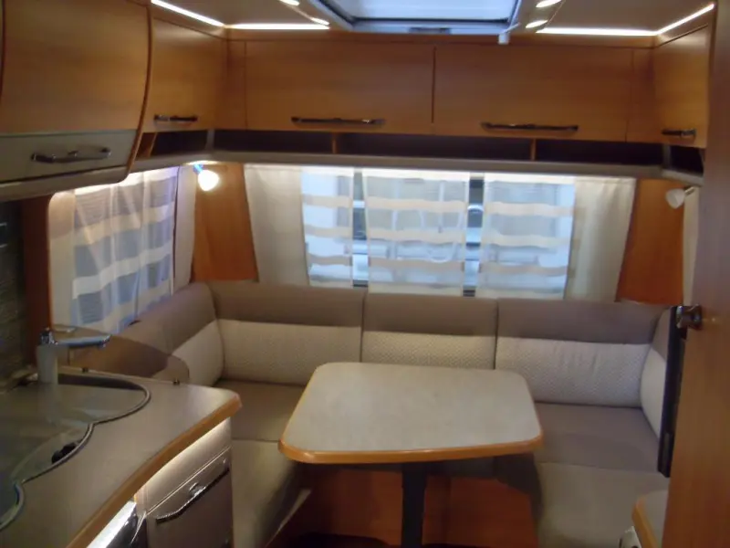 Eriba Nova Winner Edition 465 GL met Mover