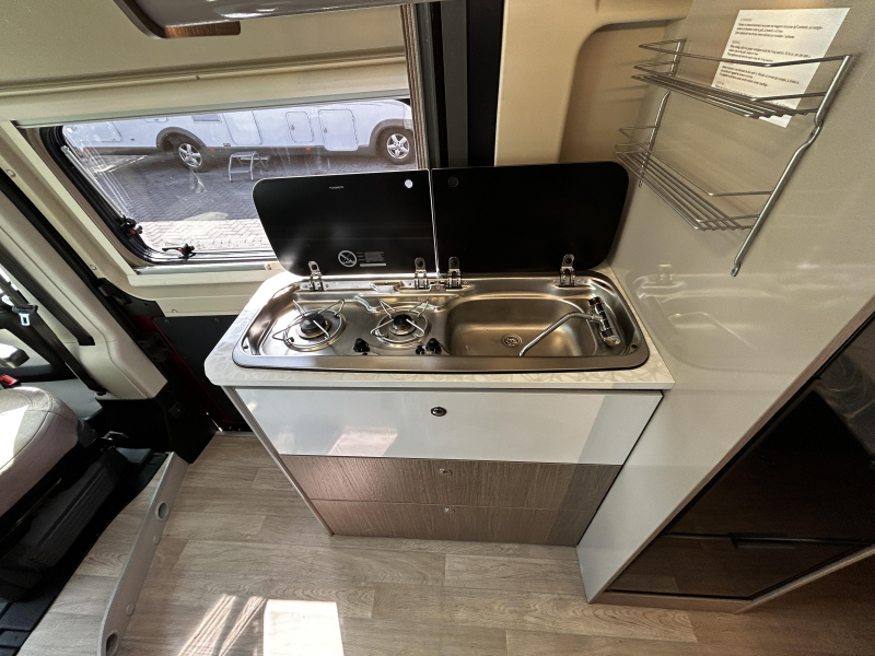 Chausson V Automaat/2019/Airco/Euro6  foto: 16