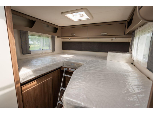 Carado T 338 Teilintegriert | Automatik | 2x Klimaanlage | Markise | R&uuml;ckfahrkamera Foto: 8