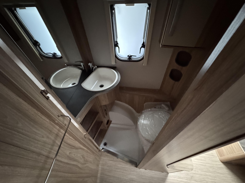 Eriba Nova Light 470  foto: 9