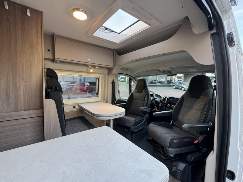 Carado CVE 640 8T Automaat-Lengte bedden  foto: 16