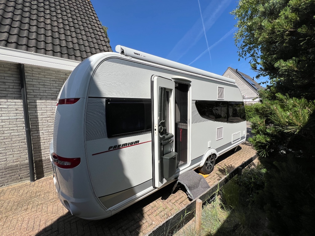 HOBBY 495 UL foto: 1