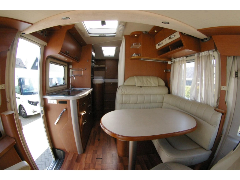 Hymer B klasse 578 Enkele bedden, XXL Garage  foto: 8