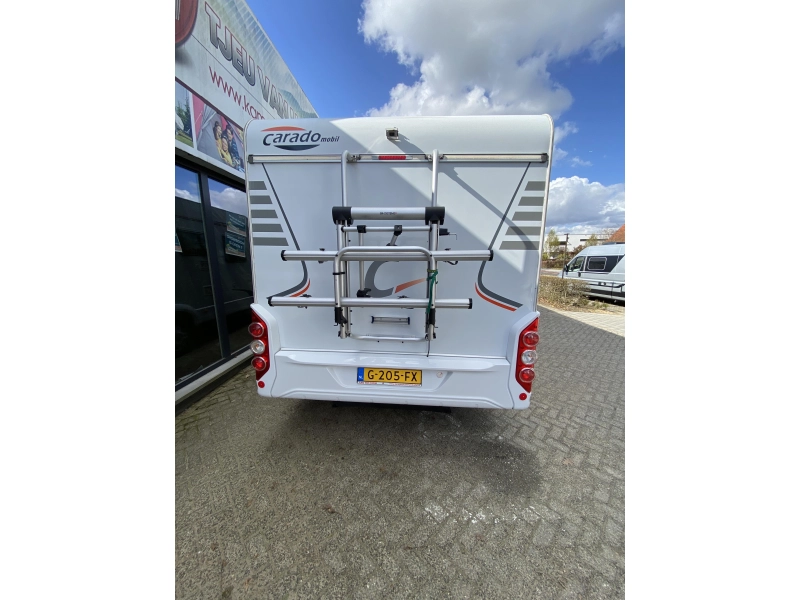 Carado T 345 teilintegriertes Wohnmobil Foto: 2