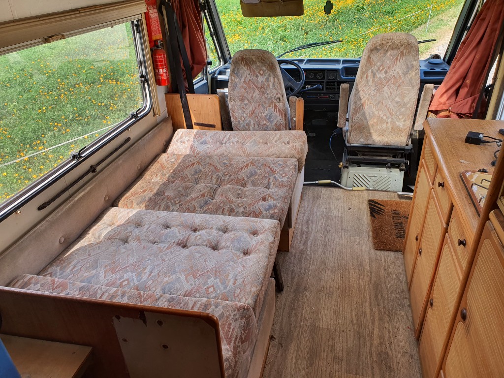 LMC Liberty 6500 Fiat 290 2.5 Turbo Diesel | Fixer-upper photo: 13