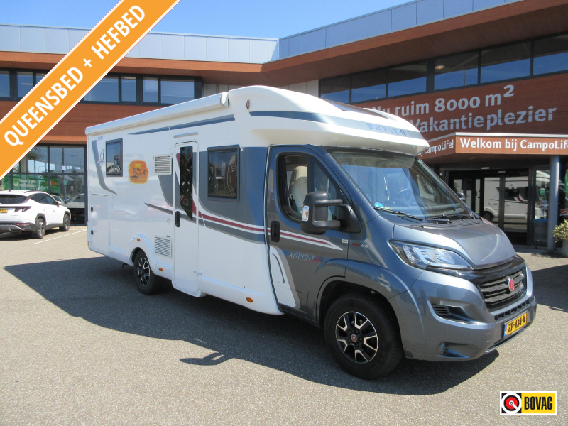 Rapido 696 F Premium Edition AUTOMAAT FACE TO FACE
