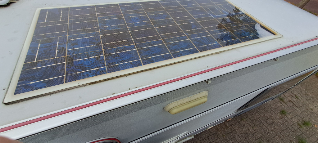 KIP Hy-line, met voortent, luifel en MOVER! foto: 18