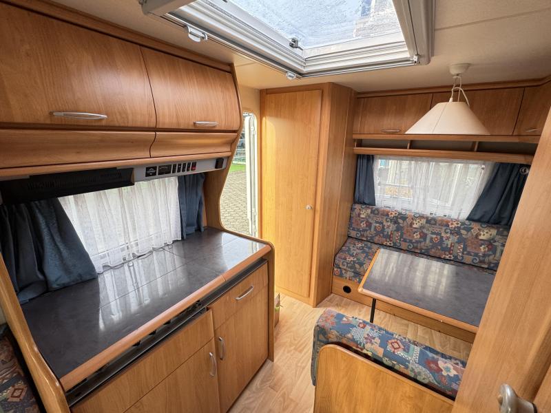 Hobby Excellent 400 SB - Voortent - Zakluifel -  foto: 11