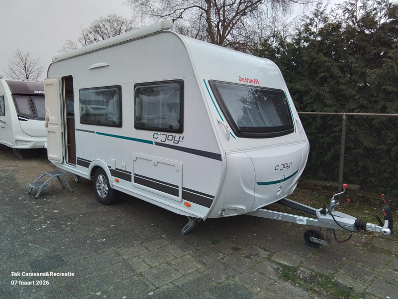 Dethleffs C'Joy 420 QSH Completo con cama transversal foto: 5