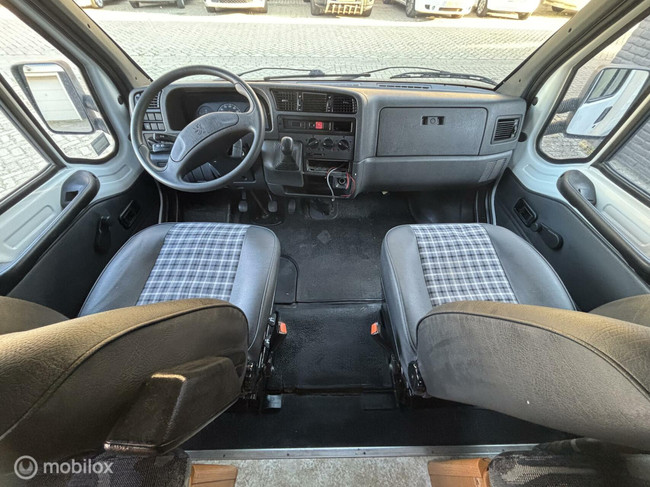 Peugeot boxer/globe-trave Alkhoven foto: 15