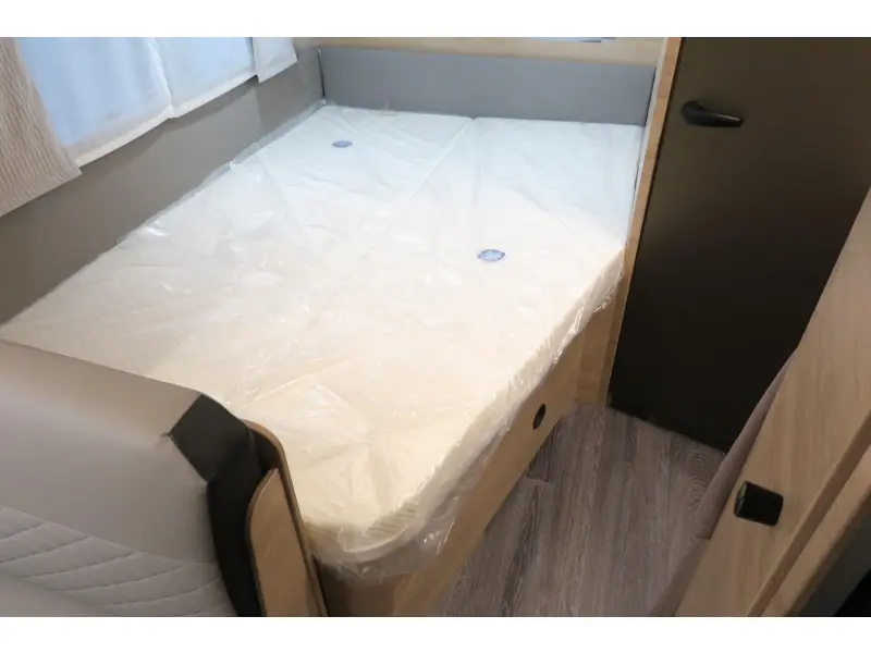 Weinsberg CaraOne 500 FDK STAPELBED+GARAGE 1700 KG  foto: 13