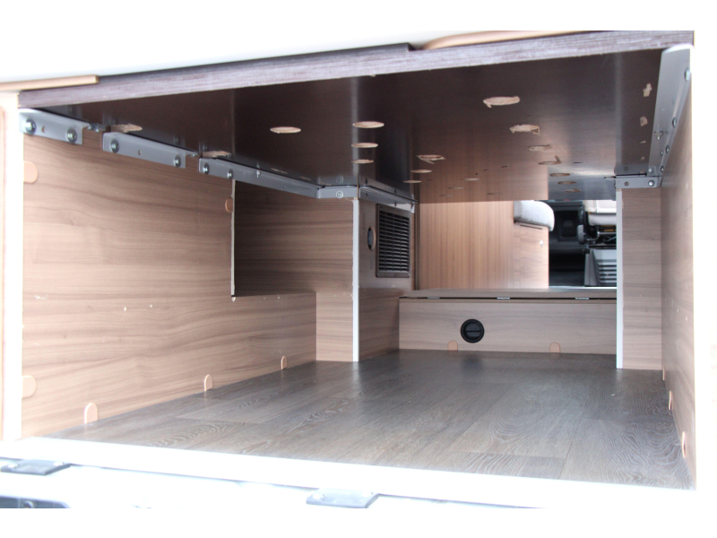 Adria Sun Living 65 SL Single beds - 160HP AUT photo: 18