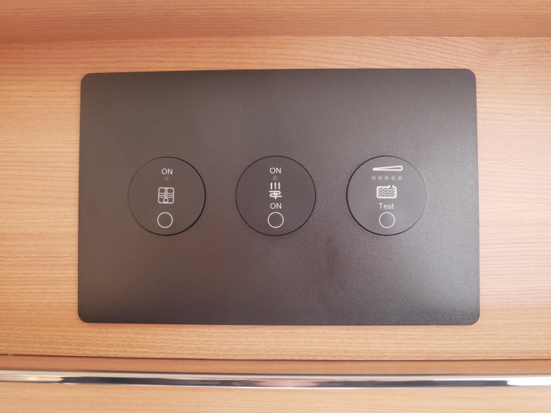 LMC Style 450 D Incl. Mover en luifel  foto: 18