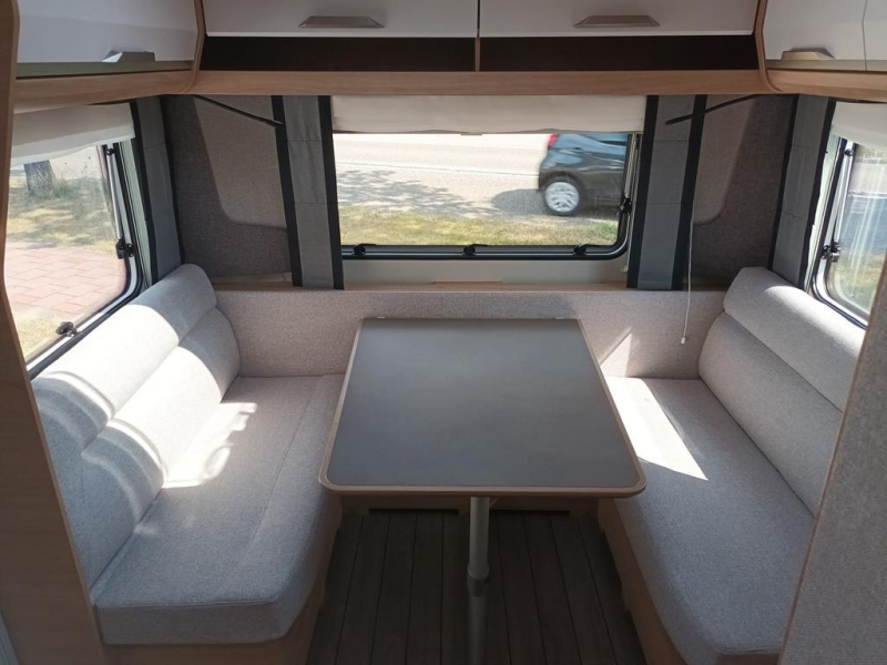 Knaus Sudwind Black Selection 460 EU  foto: 4