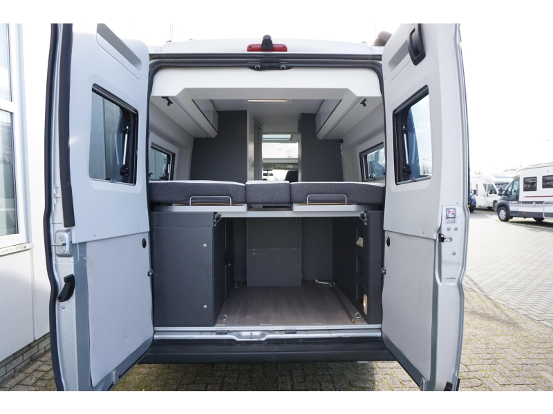Adria Twin Supreme 640 SLB Automatic photo: 6