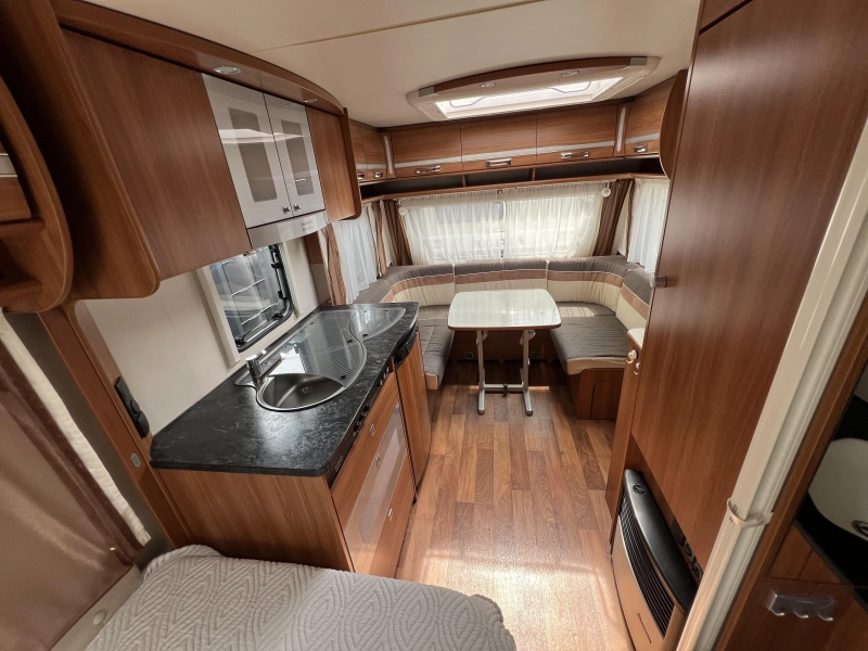 Dethleffs Nomad 450 DB Mover, Avance, Mosquitera foto: 5