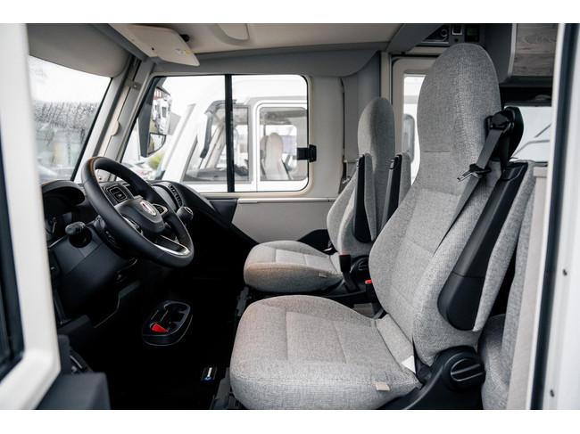 Hymer Exsis I 580 Pure Integraal met Hefbed Hymer Exsis I 580 Pure foto: 10