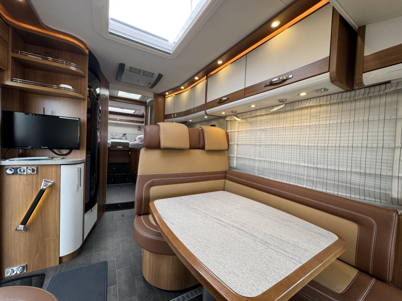 Dethleffs Globetrotter 7850 XL-I Automatik SEHR LUXURI&Ouml;S! Foto: 2