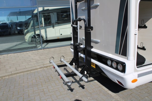 Nagenoeg nieuwe Exclusieve Line 660 Chausson AUTOMAAT dubbele toegangsdeur Artic pack (70  foto: 13
