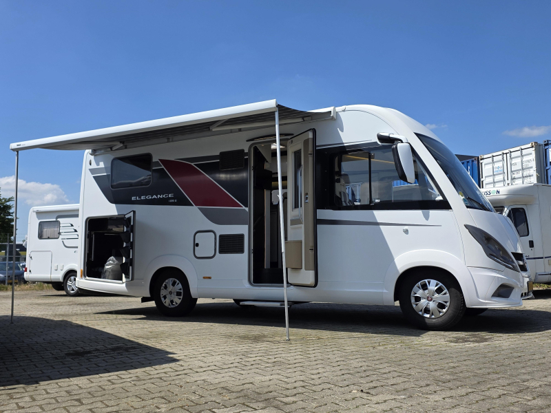 B&uuml;rstner Elegance 695 G Queensbed VOLLST&Auml;NDIG 2017 Foto: 1