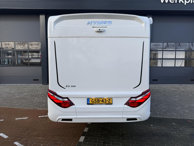 Hymer Exsis I 580 Pure Integraal met Hefbed Hymer Exsis I 580 Pure