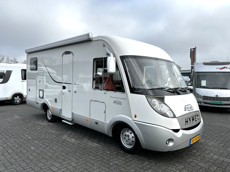 Hymer B614 CL Querbett/Hubbett/36.000km Foto: 1