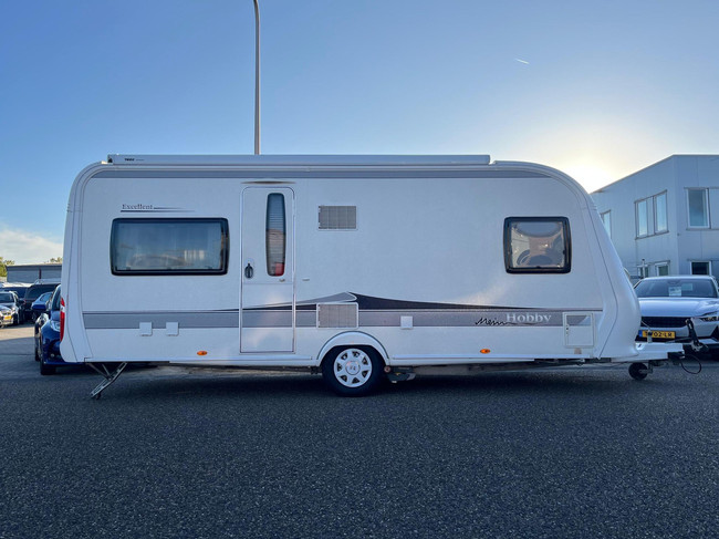 Hobby 540 UFE Excellent | Bankairco | Dakluifel | Vol automatische mover |  Fransbed | Douche | TV & Wii | Grote koelkast en kruidenkast