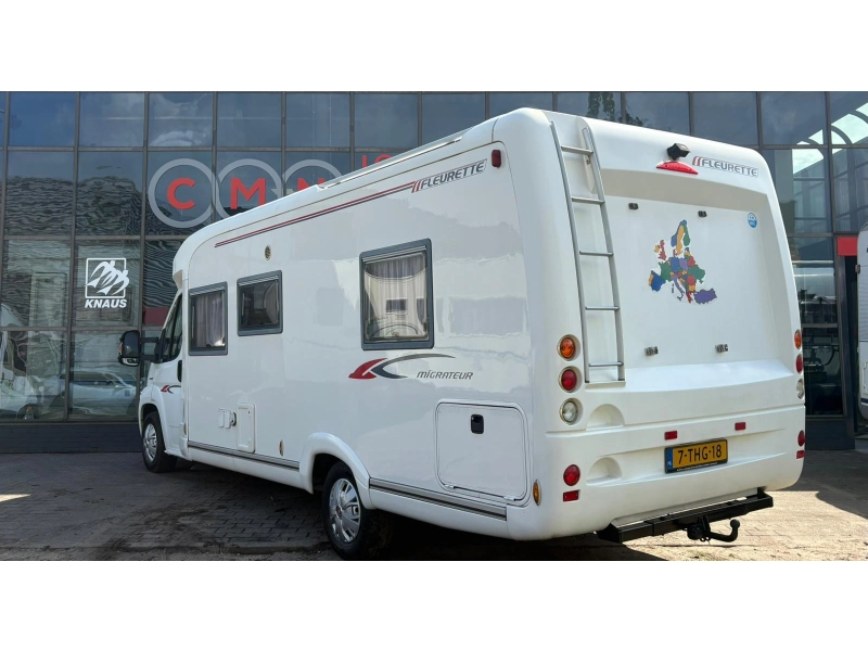 Fleurette Migrateur 73 LM Cama Queen, Aire Acondicionado, Comedor foto: 4