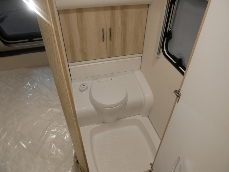 Hobby De Luxe 400 SFE JETZT BEI VAN EIJK CARAVANS! Foto: 12