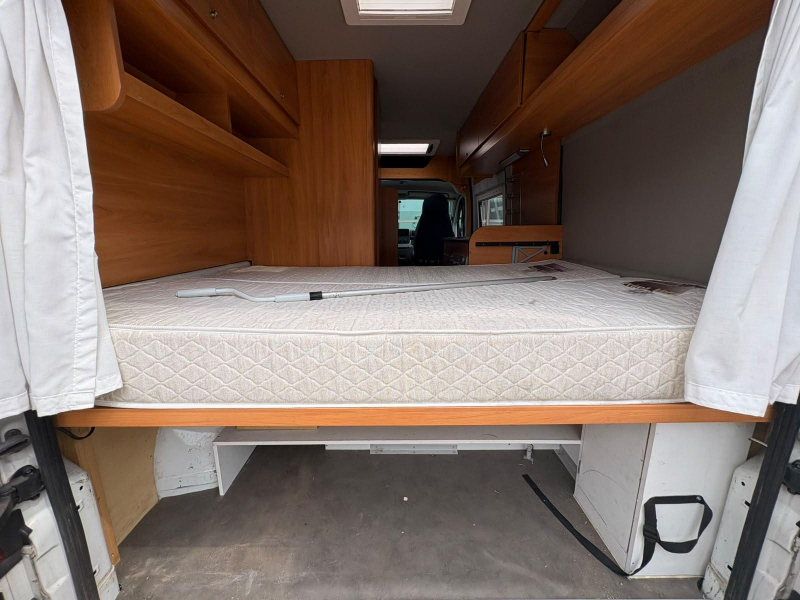 Globecar Globescout 600 130CV, Cama fija, Toldo foto: 8