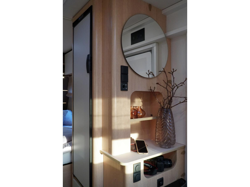LMC Style 440 D modelo 2027, cama francesa foto: 21