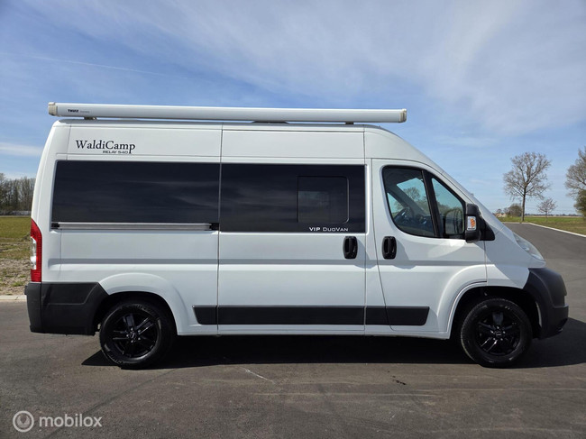 Peugeot Waldi Camp VIP DuoVan Foto: 2