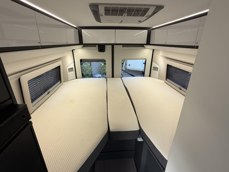 Adria Twin Supreme 640 SLB 9T Automaat-Lengte bedden  foto: 2