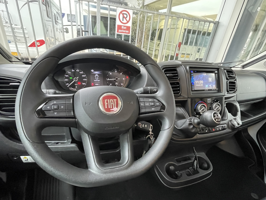 Adria Twin Plus 640 SLB ENKELE BEDDEN CAMERA CRUISE CONTROL foto: 9