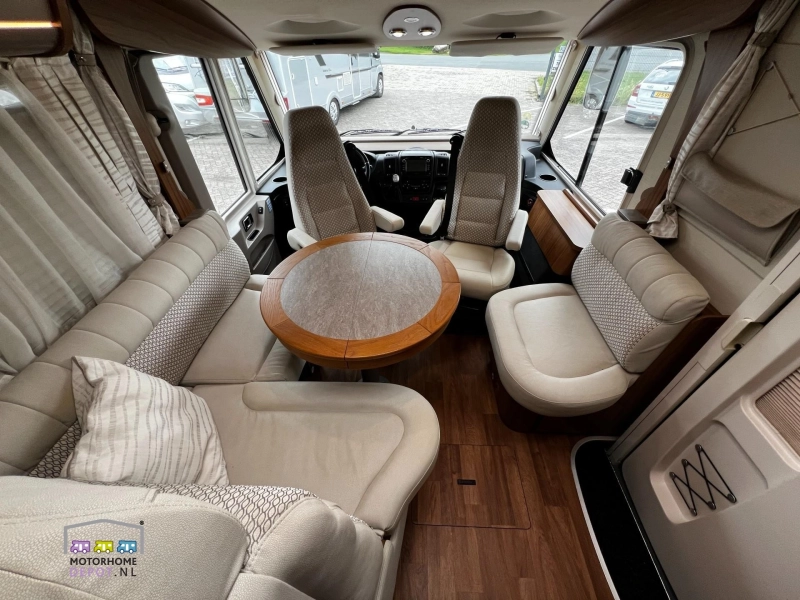 Hymer B 704 PL  foto: 7