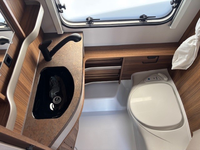 Eriba Touring 430 foto: 8