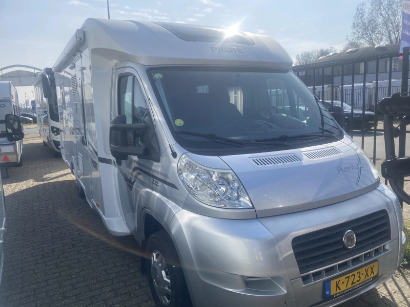 Pilote Aventura P 730 mit Queensbett UND LUXUS Foto: 0