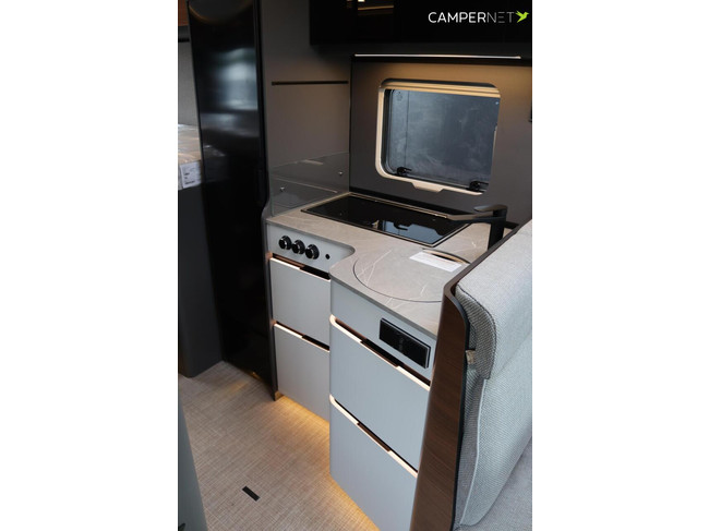 Hymer BMC-T 600 170pk Automaat | Lithium | Dieselverwarming | Lengtebedden | Uitrustingslijn Premium | Omvormer | SLC Chassis | Stoelv foto: 12