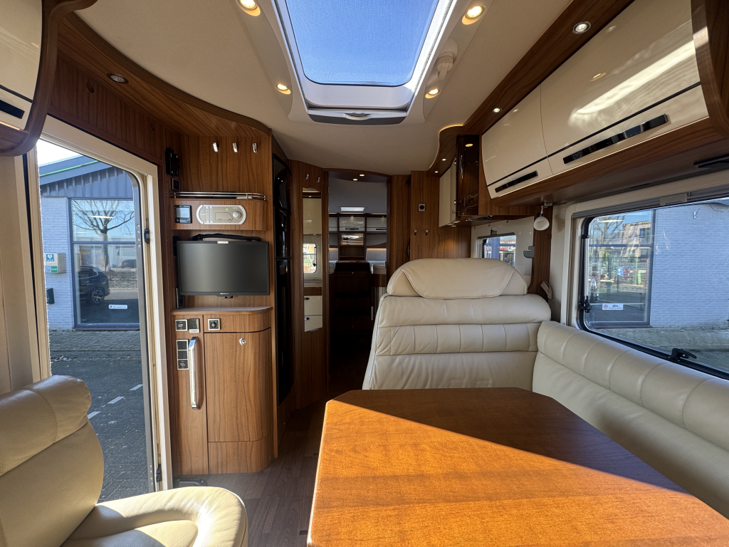 Hymer B680 Starline photo : 9