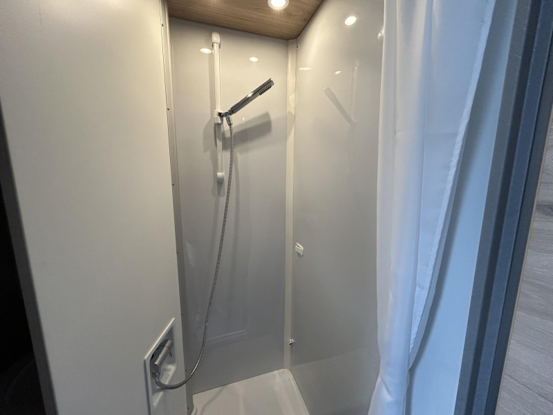Dethleffs Just Camp T 6812 EB + Airco  foto: 14